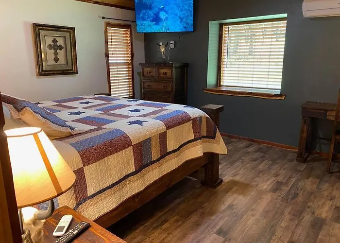 Beautiful Longhorn Lodge At Lake Texoma Gordonville